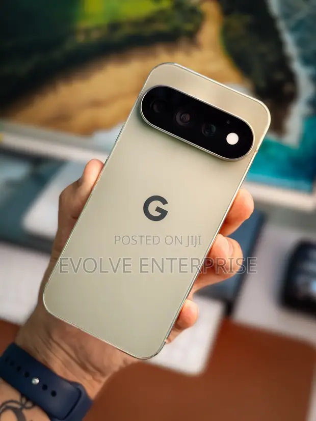 New Google Pixel 11 256GB White - 1