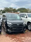 Toyota Noah 2.0 AWD (8 Seater) 2018 - Black - 1