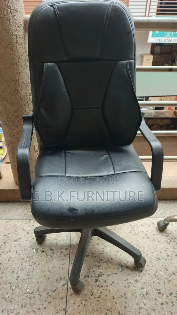 Executive Office Chair - Black - 1