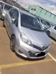 Toyota Vitz 1.3 FWD 3dr 2011 Silver - 2