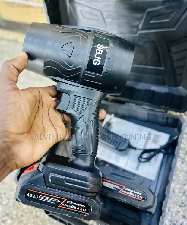 Bosch Cordless Blower with 2 Batteries - 1