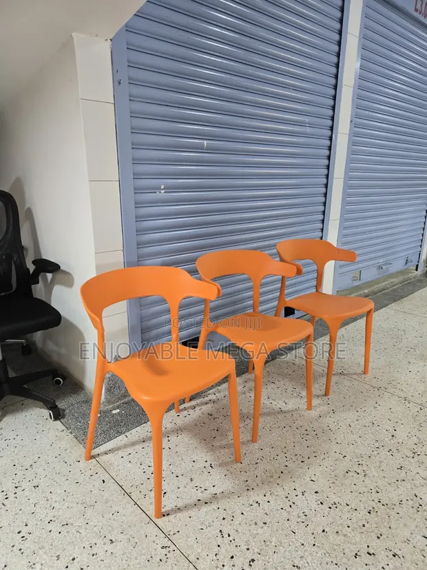 Crown Express Stackable Plastic Chairs with Armrests - 1