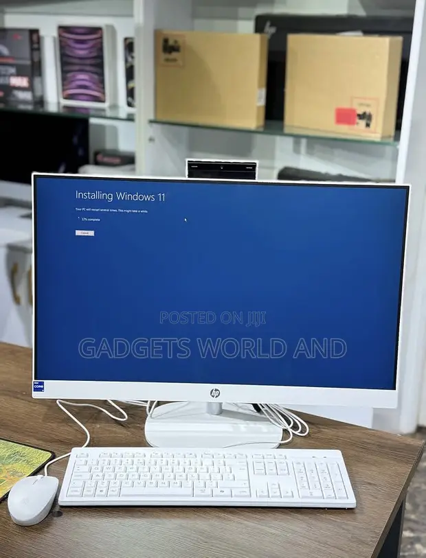 HP AiO 27 Desktop Computer - Intel Core Ultra 7, 8GB RAM, 512GB SSD - 1