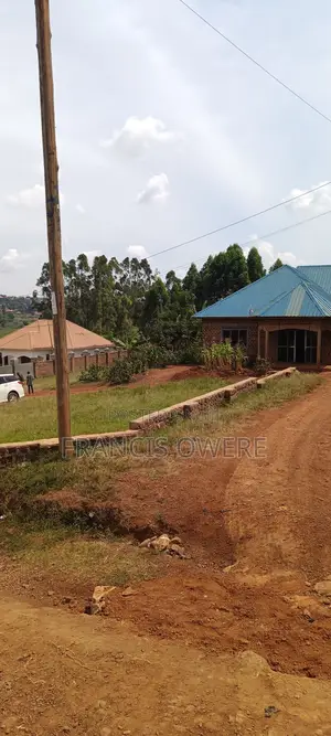 5 Bedroom House for Sale in Wakiso