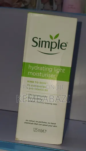 Simple Skin Hydrating Light Moisturiser 125ml