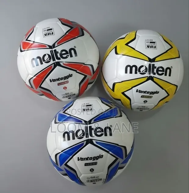 Molten Vantaggio 5000 Size 5 Soccer Ball - 1
