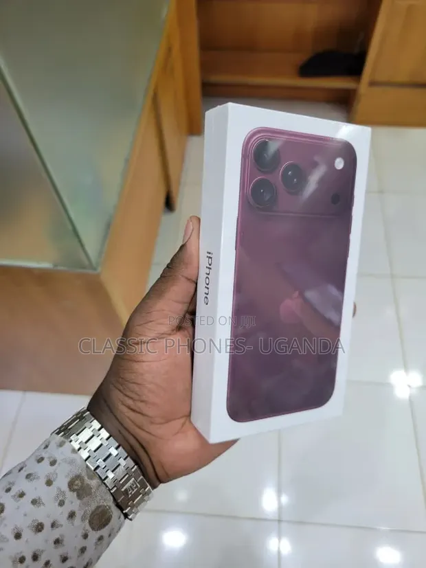 New Apple iPhone 18 Pro Max 256GB Graphite - 1