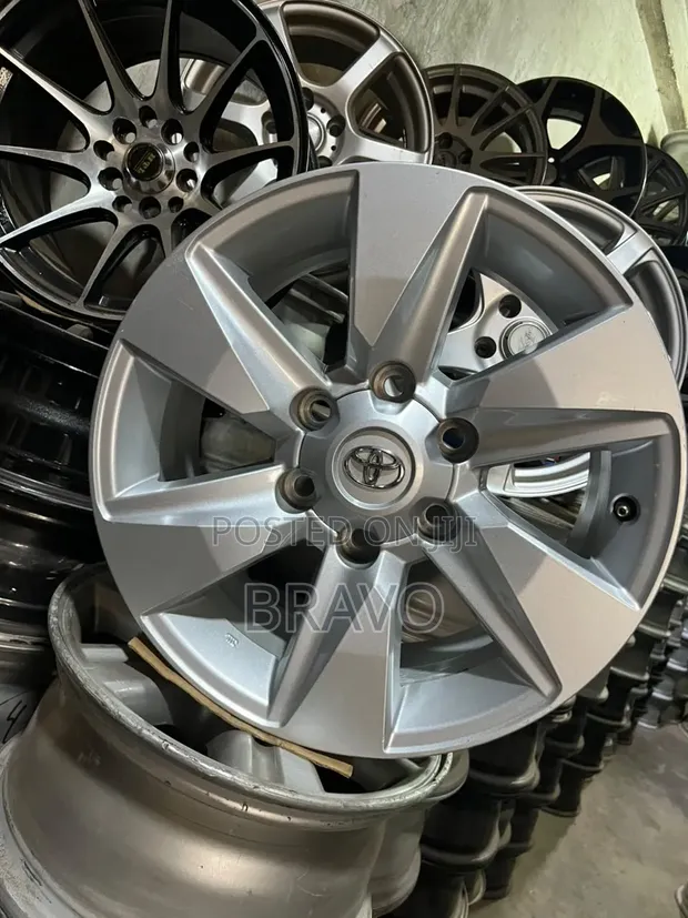 Land Cruiser Size 17 Rims - Used - 1