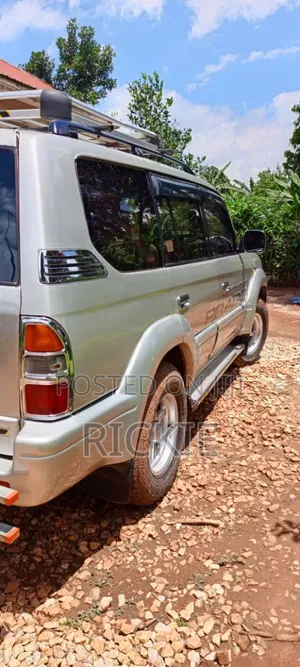 Toyota Land Cruiser Prado 2009 Silver