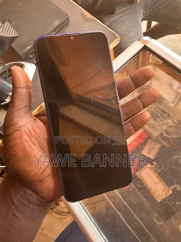 Tecno Spark 4 32GB Blue - 1