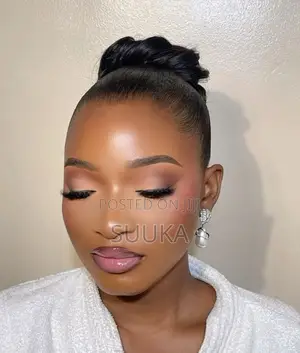 Makeup Artist for Events & Photoshoots
