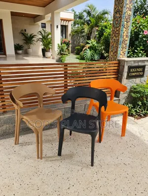 Larry Fancy Plastic Chairs