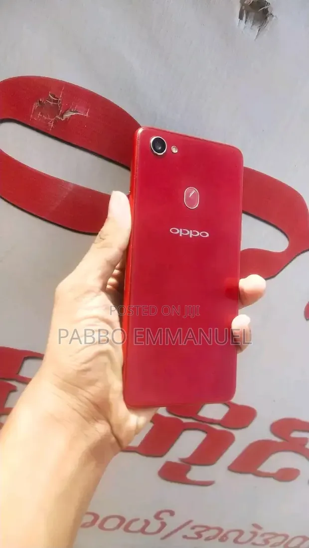 Oppo F7 64GB Red - 1