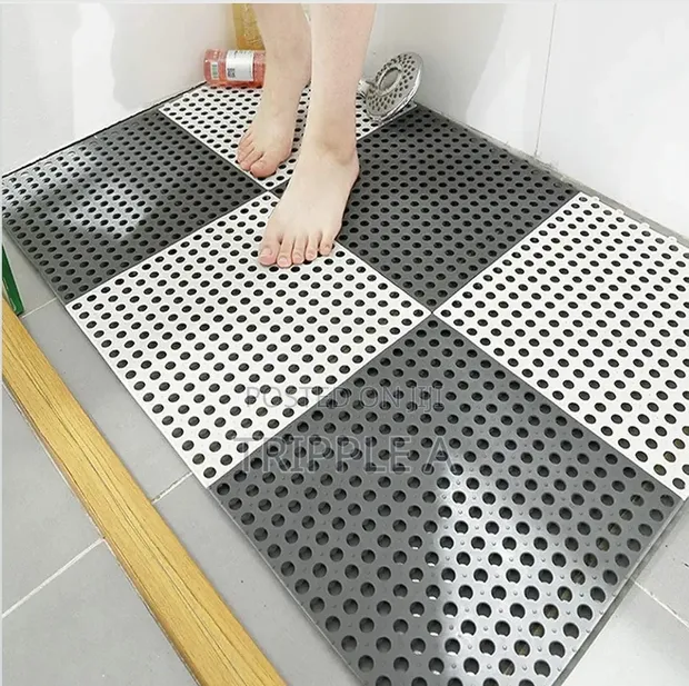 Set of 6 Plastic Non-Slip Bathroom Mats - 1