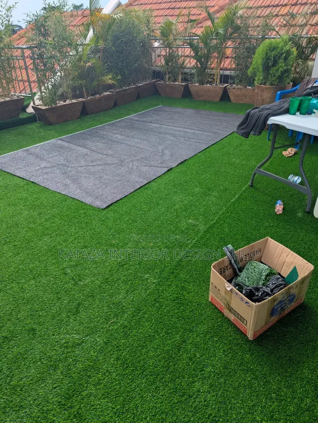 Square Meter Grass Carpet - Brand New - 1