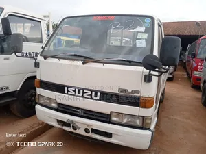 Isuzu N Series Mini Truck 1988 White