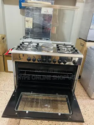 Imported Used Ariston Commercial Cooker (4 Gas + 2 Hotplates)
