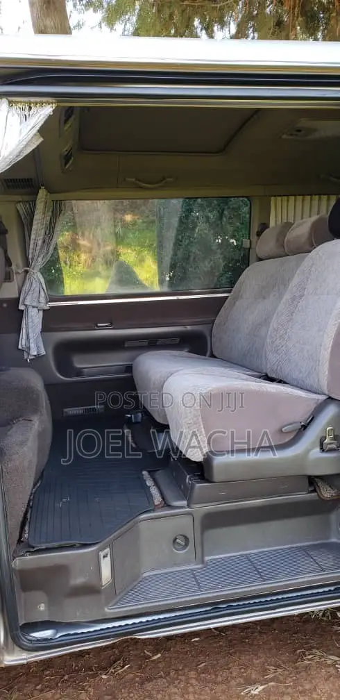 Toyota TownAce 2001 Silver - 1