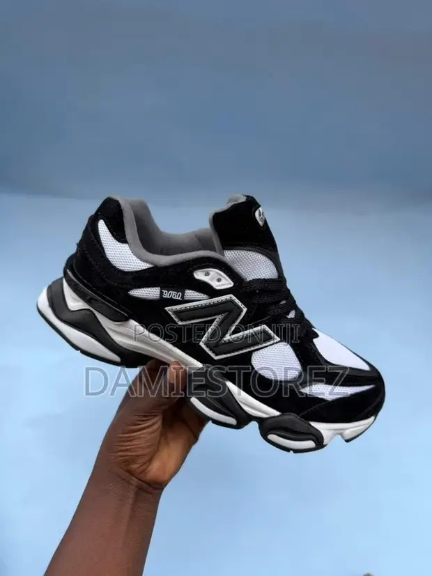 Newbalance Chunky Sneakers - 1