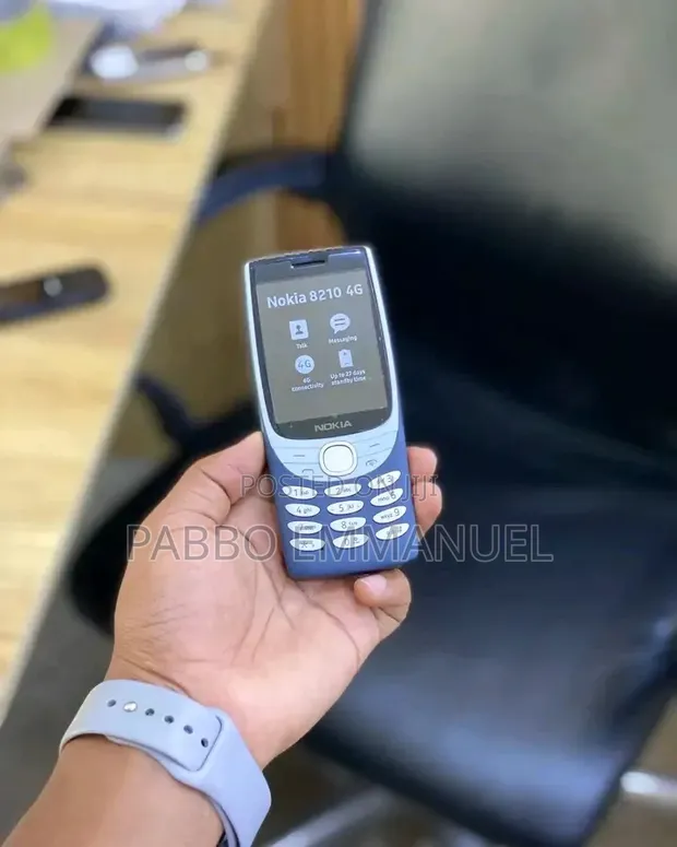 New Nokia 8210 4G Blue - 1
