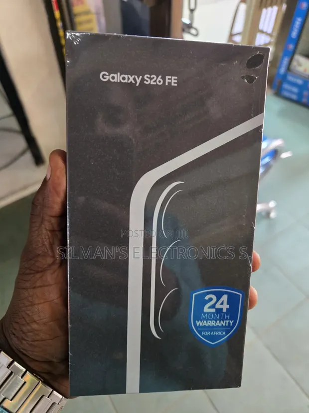 New Samsung Galaxy S24 FE 256GB Graphite - 1