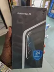 New Samsung Galaxy S24 FE 256GB Graphite - 1