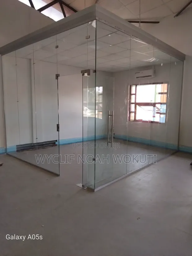 Frameless Office Partition - Brand New - 1