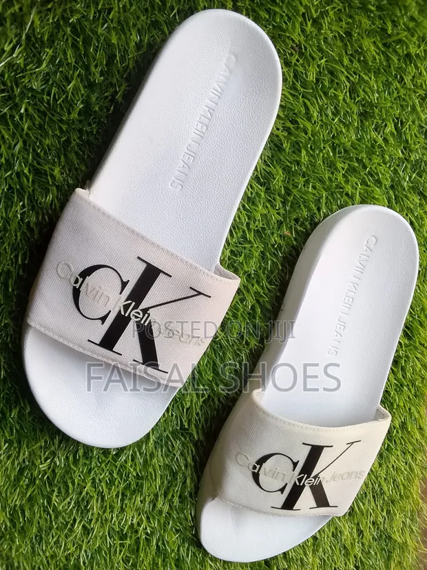 Men's Calvin Klein Slides - Size 43 - 1