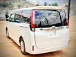 Toyota Noah 2.0 AWD (7 Seater) 2015 White - 5