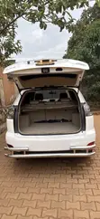 Toyota Harrier 2004 White - 3