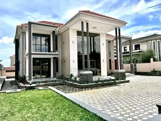 5 Bedroom House for Rent in Kisaasi - 1