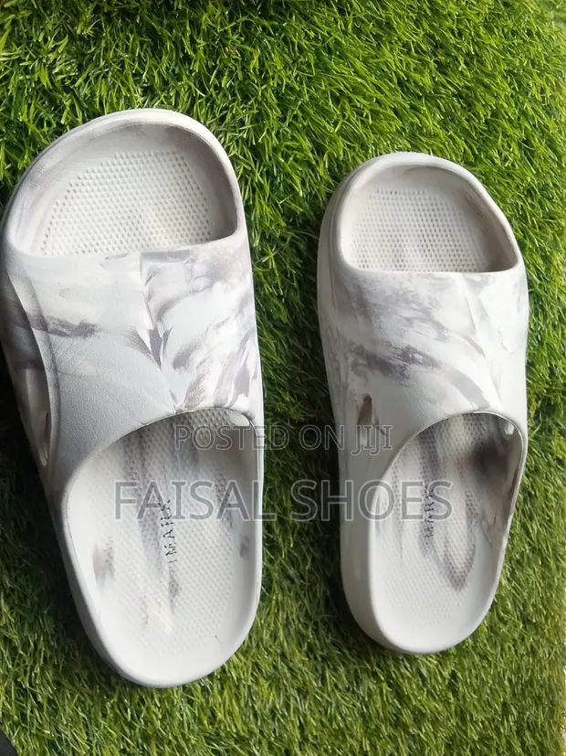Men's Betula Sliders - Size 40 - 1