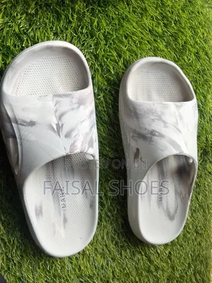 Men's Betula Sliders - Size 40