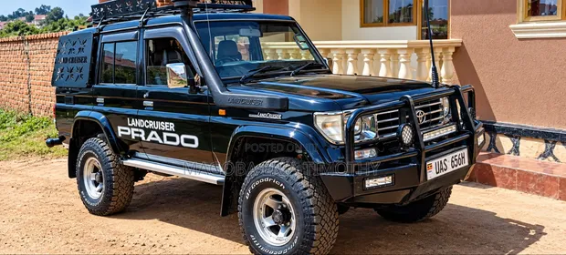 Toyota Land Cruiser Prado 1998 Black - 1