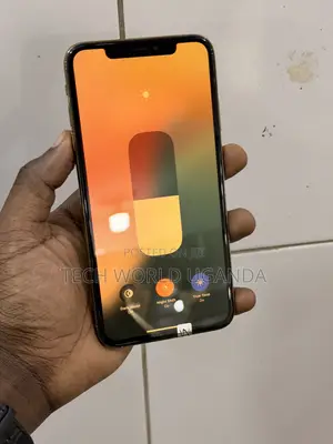 Apple iPhone XS Max 64GB Gold