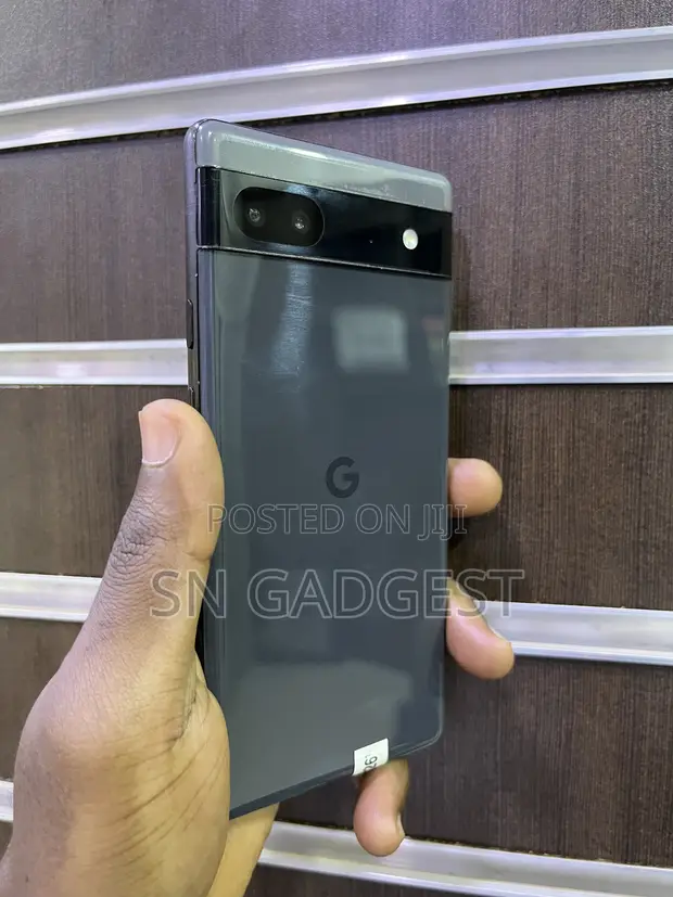 Google Pixel 6a 128GB Gray - 1