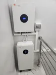 15kWh Battery & 8kVA Hybrid Inverter (48V) - 1