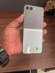 Samsung Galaxy Z Flip5 256GB Gray - 4