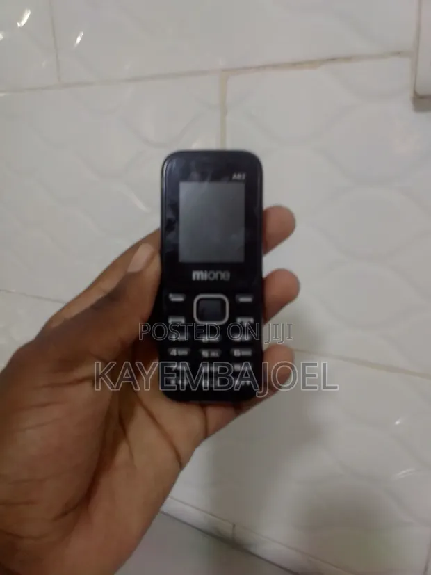 Mione AB1 Black - 1