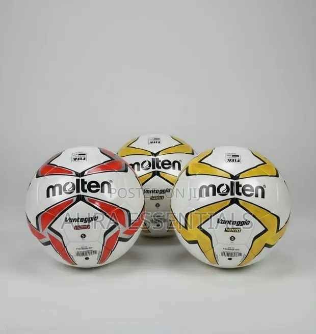 Molten Vantaggio 5000 Size 5 Soccer Ball - 1