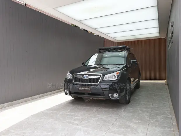 Subaru Forester 2013 Black - 1