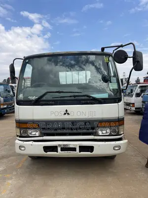 Mitsubishi Fuso Baby Face Truck (1993)