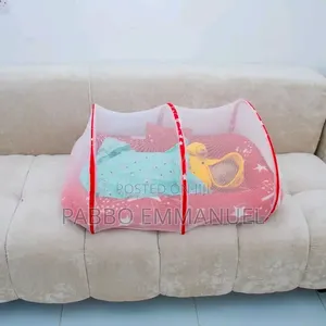 2-in-1 Baby Bed with Mosquito Net