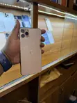 Apple iPhone 11 Pro Max 64GB Gold - 2