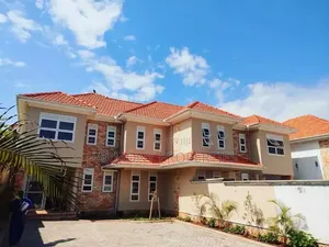 4 Bedroom Villa for Rent in Muyenga Bukasa