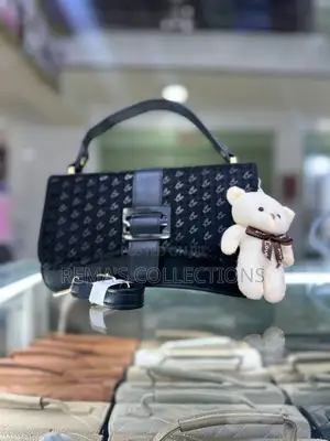 Modesty Handbag - Black with Doll