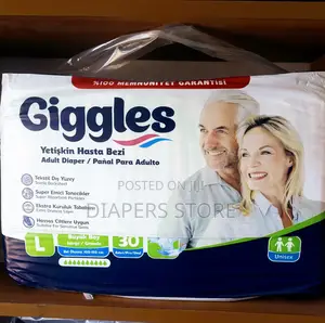 Giggles Adult Diapers (30 Pieces)