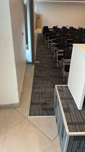 English Conference Wool Tile Carpet