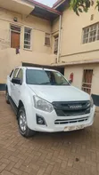 Isuzu D-MAX 2018 White - 2