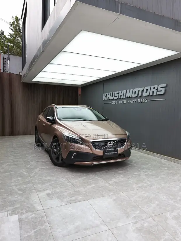 Volvo V40 2014 Brown - 1